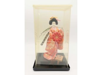 Japanese Kimono Geisha Figurines Doll