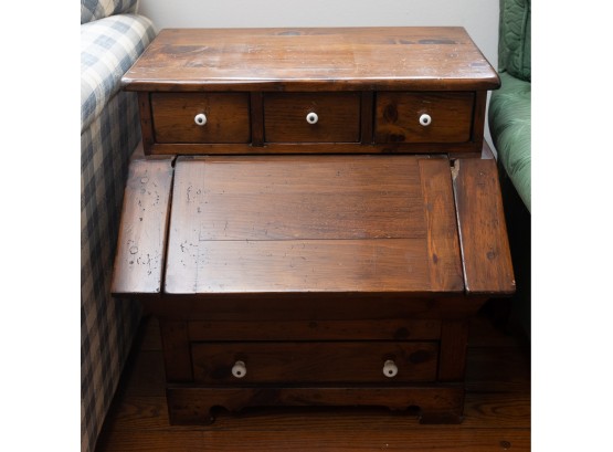 Vintage End Table, Pine, 4 Drawer, Early American  Flour Box Design  C1960 - Damage Photographed