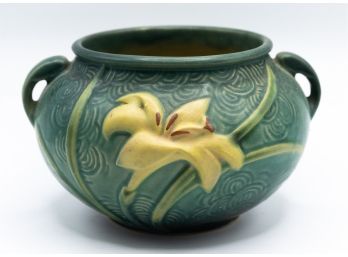 Ceramic Pot, Green W Yelow Lilly, Roseville, USA  671-4