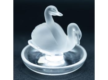 Signed Lalique Crystal Deux Cygnes - Collectible - 2 Frosted Swans - Ring/pin Tray France