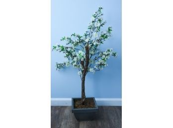 Stunning Faux Tree In Planter -home Decor  - Decorative Tree