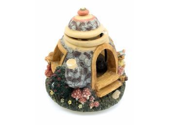 Home Decor - Music Box - Ceramic Figurine - Damage Photographed