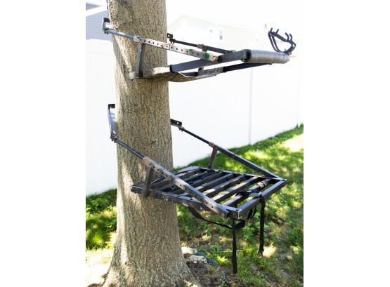 Big Game Treestand - Used - Working Condition