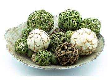 Home Decor - Decorative Dish W/ Decorative Balls And Seashells