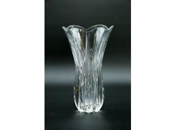 Lenox Vase With Scalloped Top