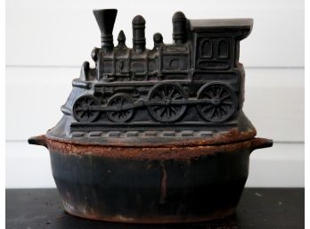 Cast Iron Woodstove Steamer Kettle / Humidifier In Train Design, Black