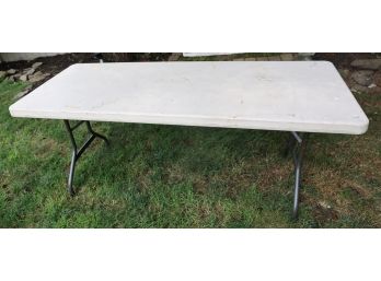 6 Ft Long Plastic Folding Table