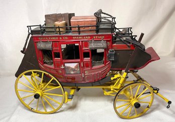 Franklin Mint Wells Fargo Overland Die Cast Metal Stagecoach Model W/ Accessories
