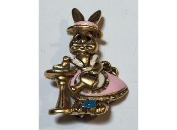 Dancraft - Vintage Gardening Easter Bunny Pin/brooch