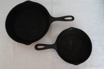 Set Of Two Cast Iron Fry Pans W/ Heat Ring 5' 7 3'