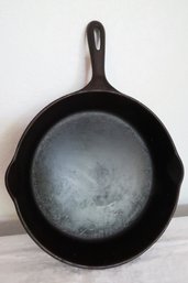 Cast Iron 10.5' Chicken Skillet Marked With 8
