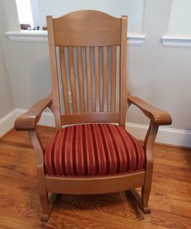 Buckeye Amish Furniture Grandma Oak Rocking Chair