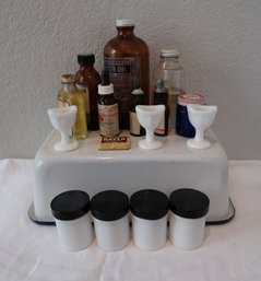 Mixed Lot Vintage Medicine Bottles & Eyewash Cups