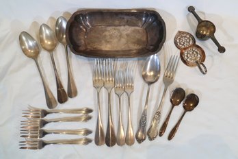 Mixed Lot Silverplate Items Including 4 Christofle Forks