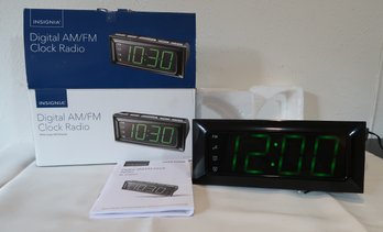 Insignia Clock Radio