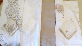 4 Table Cloths And Napkins 82' - 98' Long