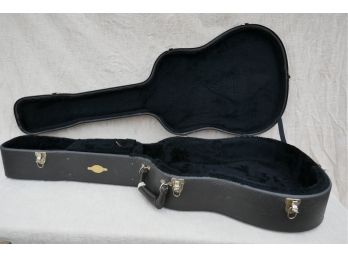 Taylor Hard Side Guitar Case (Black Interior)