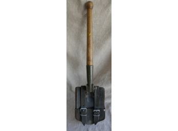 Folding Military Surplus Shovel/pick With Leather Cover