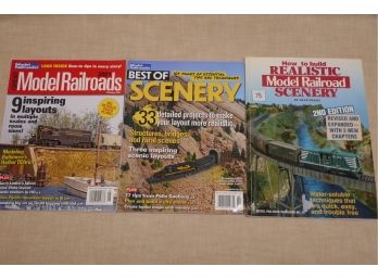 Misc Railroad Books And Magazine #75