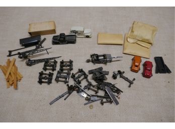 Misc Unmarked Wheels, Parts, Gates And Cars