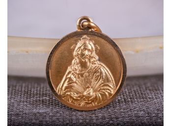 18k Gold Pendant Religious Medal (104)