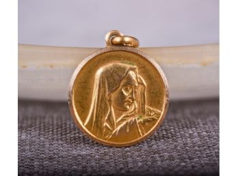 18k Gold Pendant Religious Medal (102)