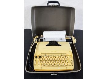 Vintage Sears Typwriter W/Case