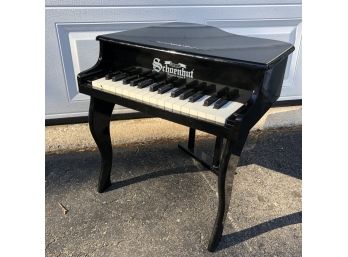 Schoenhut Baby Grand Piano