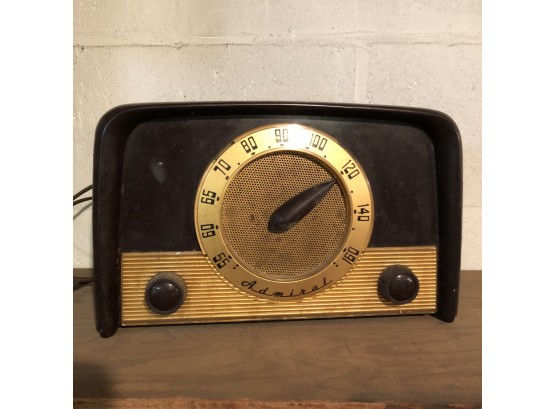 Vintage Admiral Tube Radio