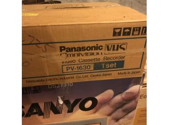 Panasonic VCR With Remote And Manual