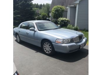 2010 Lincoln Town Car Signature Limited 8 Cylinders V 4.6L