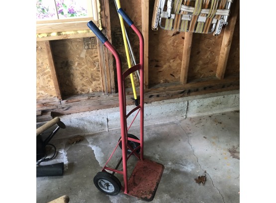 Hand Truck With 300lb Capacity