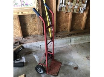 Hand Truck With 300lb Capacity