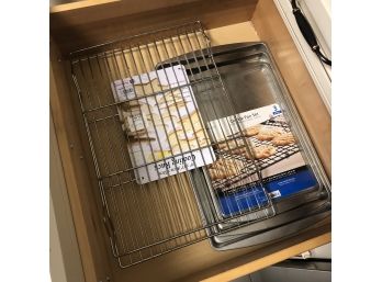 Cookie Sheets And Cooling Racks