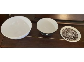 Plastic Mixing Bowls