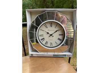 Clock With Mirrored Frame