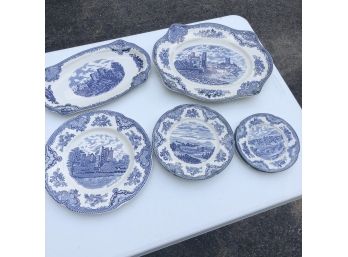 Transferware Plate Set With Adhesive Plate Hangers