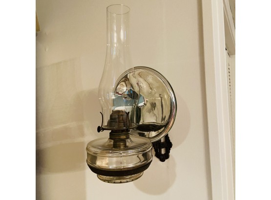 Hanging Oil Lamp With Reflector