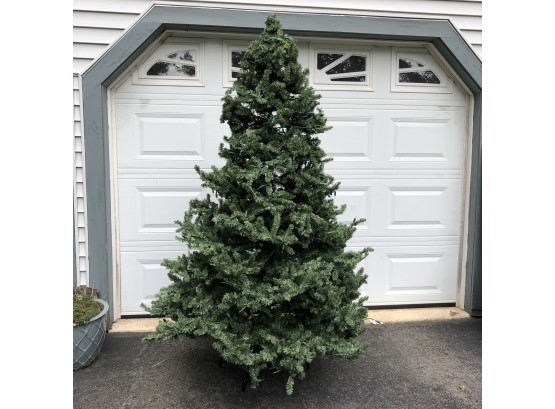 Balsam Hill Prelit Christmas Tree With Stand And Storage Bags