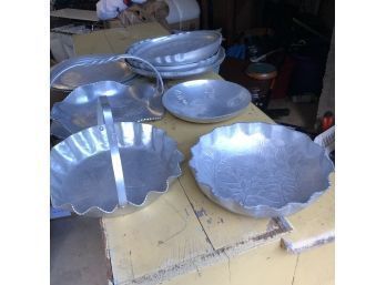 Hammered Aluminum Round Platters And Trays
