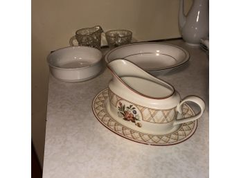 Mixed Ceramics Lot (pantry)