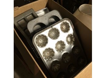 Muffin Tins And Other Baking Pans