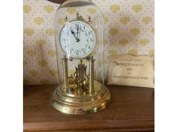 Vintage Schatz Cloche Clock