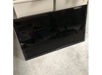 Samsung 40' Flat Screen TV