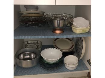 Kitchen Cabinet Lot: Serving Dishes