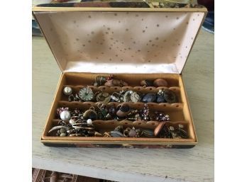 Assorted Costume Jewelry Pieces