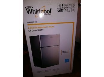 Whirlpool 3.1 Cubic Foot Refrigerator/Freezer