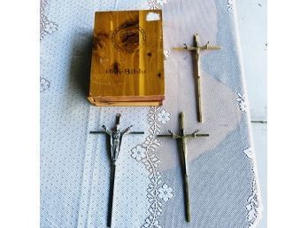 International Brotherhood Of Electrical Workers Commemorative Bible With Three Crucifixes