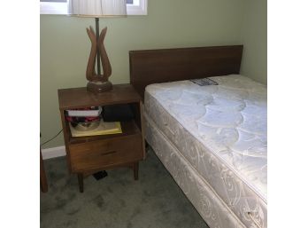 Vintage Kroehler Nightstand And Twin Size Headboard And Frame