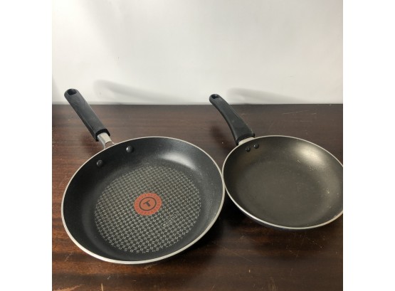 Pair Of Non-stick Frying Pans
